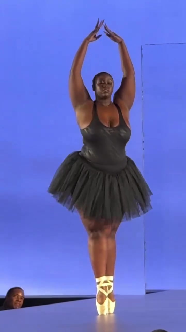 Балет от модели Plus size